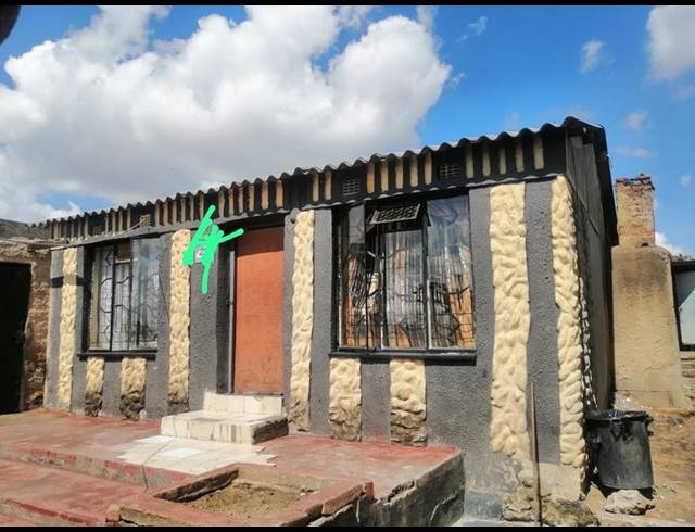 2 BEDROOM HOUSE FOR SALE IN TEMBISA CENTRAL
